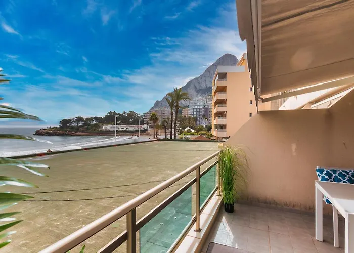 Frentemar 1 By Costa Carpediem Calp